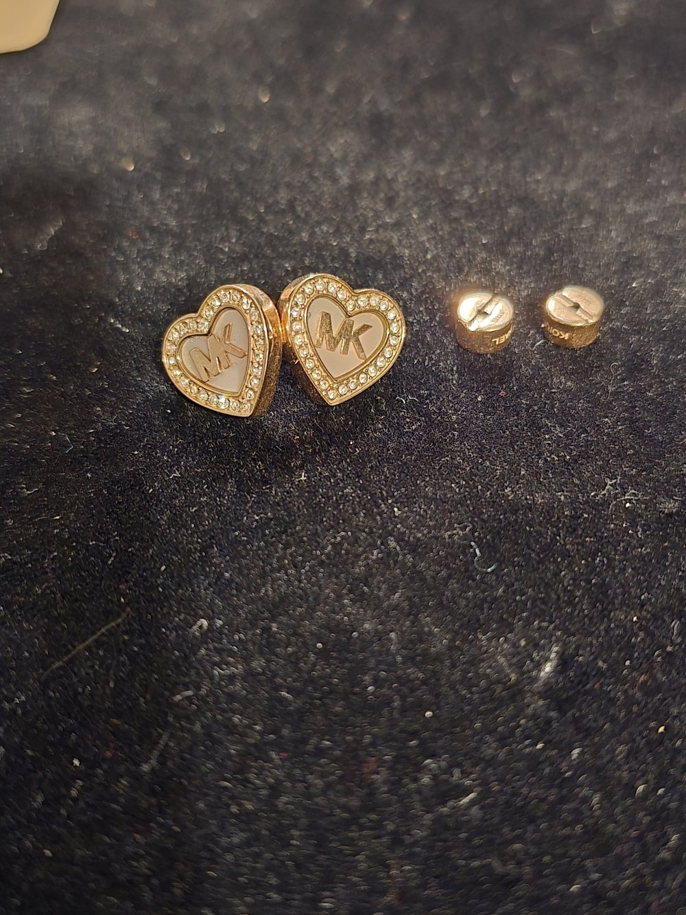 Accessories subcategory identification